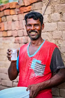 Water filter distribution