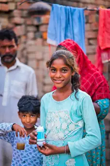 Water filter distribution