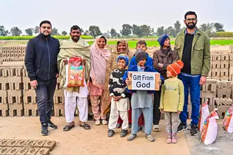 Food and ration distribution