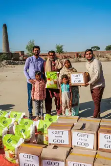 Food and ration distribution